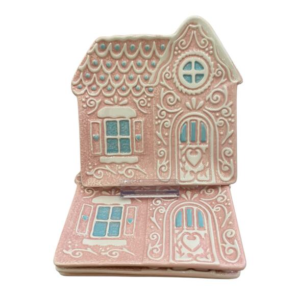 Godinger Pastel Pink Gingerbread House 6in Ceramic Appetizer Plates New - Picture 11 of 16